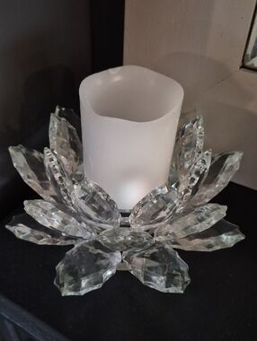 Finnish Large Crystal Heavy Lotus Candle Holder Dis